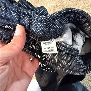 Old Navy Active Charcoal Leggings